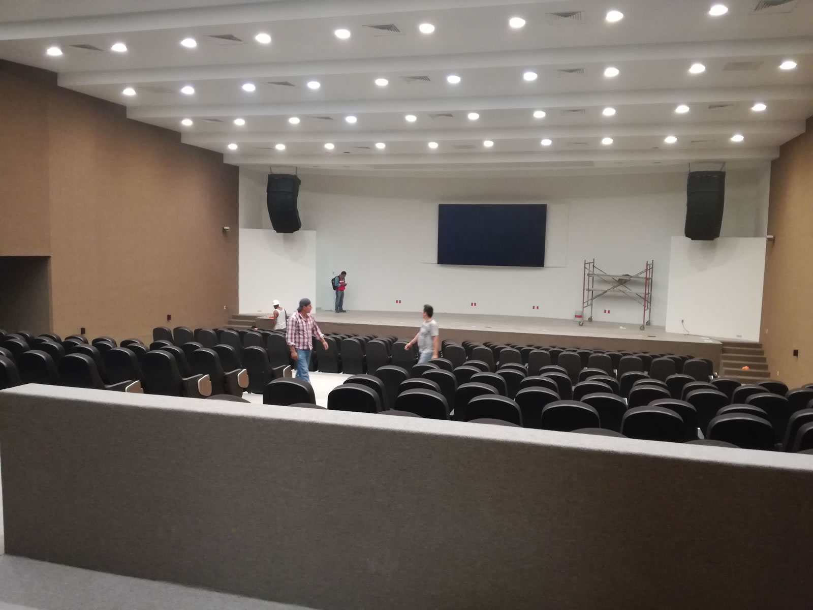 Auditorio - Obras Complementarias Escuela de Aviación